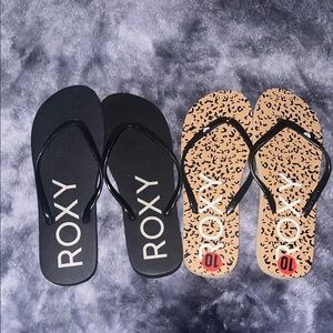 Roxy Black and Brown Flip Flops Duo